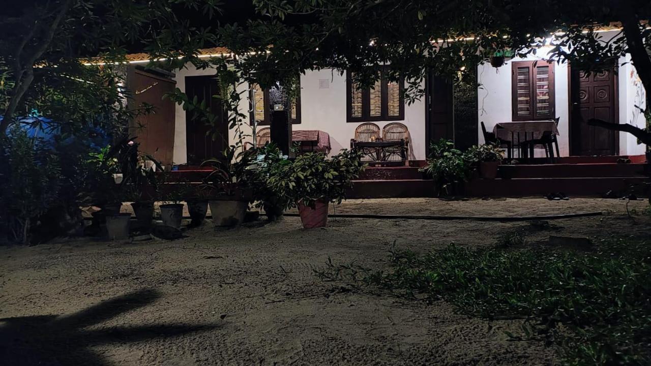 Marari Adonis Beach Villa Mararikulam Luaran gambar