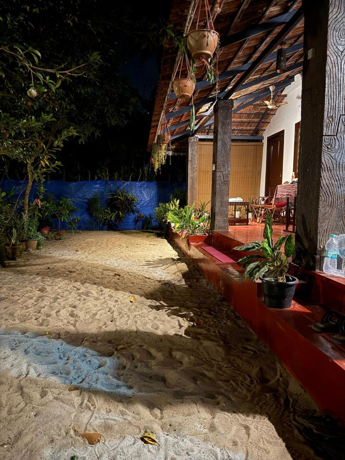 Marari Adonis Beach Villa Mararikulam Luaran gambar