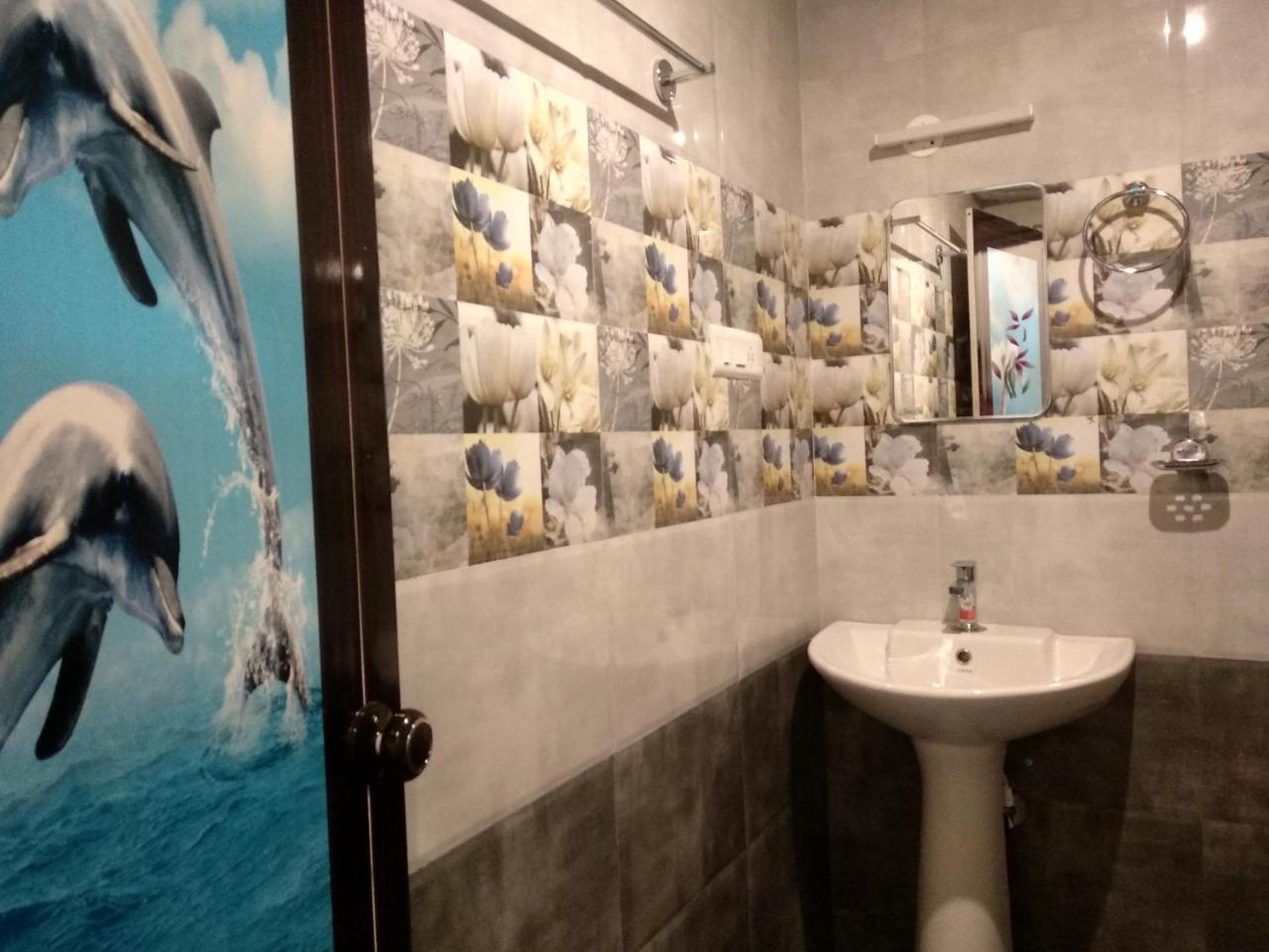 Marari Adonis Beach Villa Mararikulam Luaran gambar