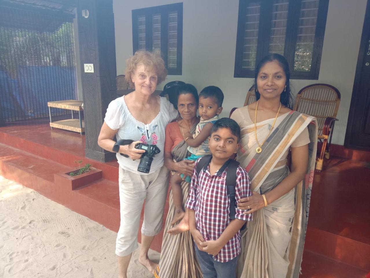 Marari Adonis Beach Villa Mararikulam Luaran gambar